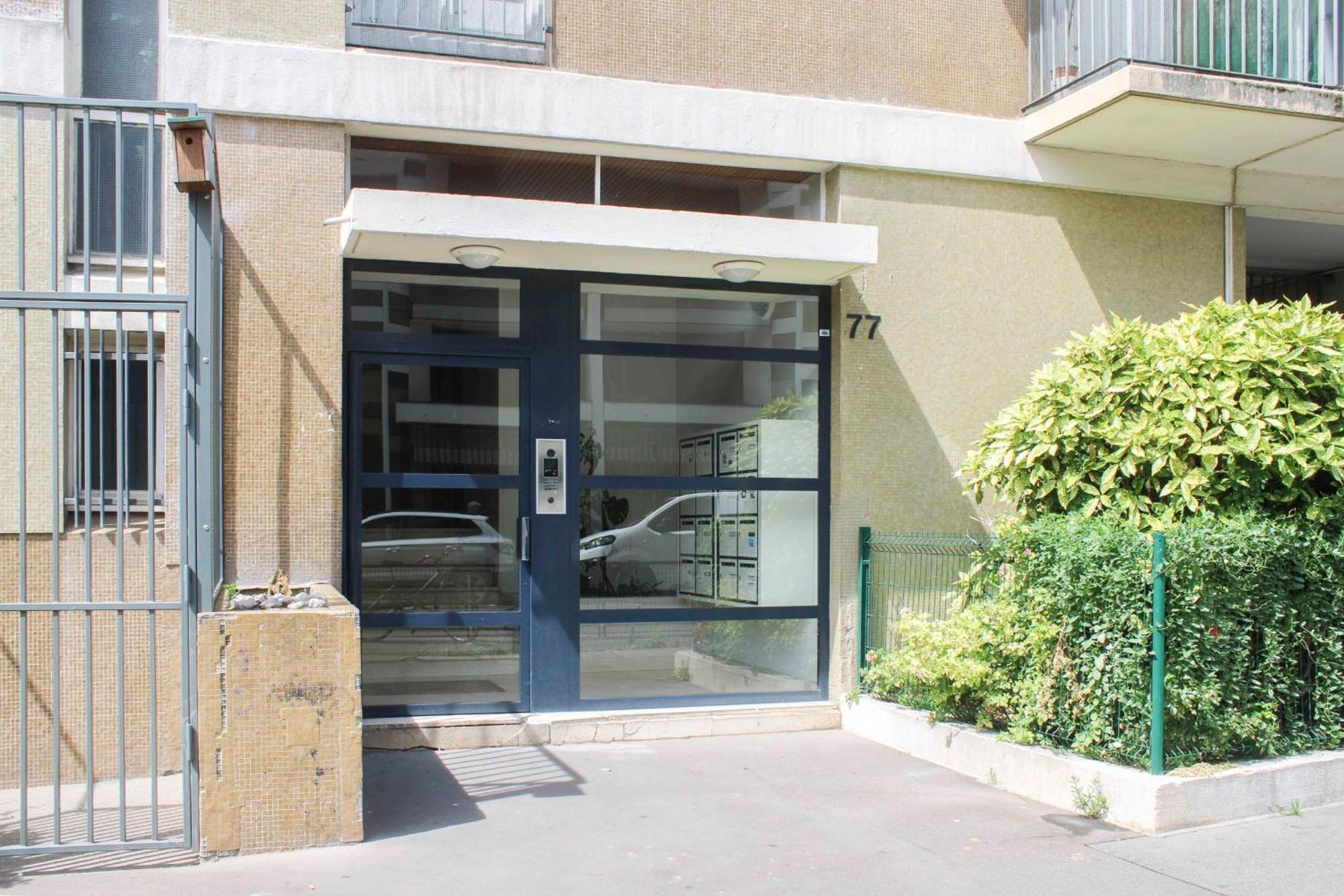 Through - Place De La Reunion Appartement